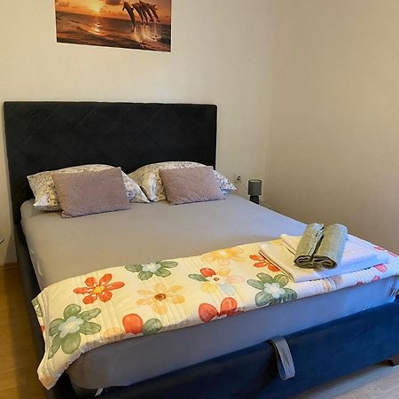 Apartmani Marija Povljana Exteriér fotografie